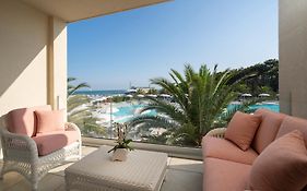 Riviera Resort Hotel