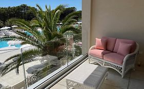 Riviera Resort Hotel